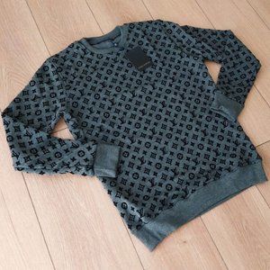 louis vuitton mens casual long sleeve !